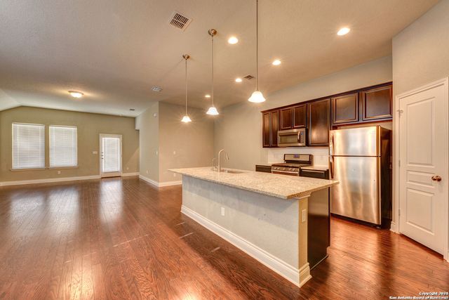 27411 Rio Bend, Boerne, TX 78015