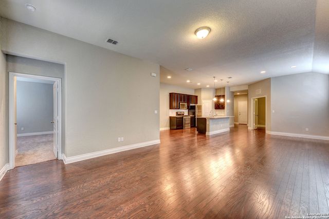 27411 Rio Bend, Boerne, TX 78015