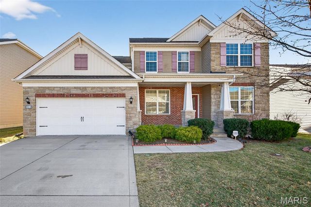 312 Chestnut Creek Circle, Dardenne Prairie, MO 63368