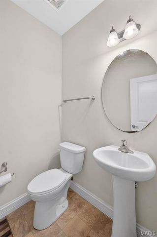 312 Chestnut Creek Circle, Dardenne Prairie, MO 63368