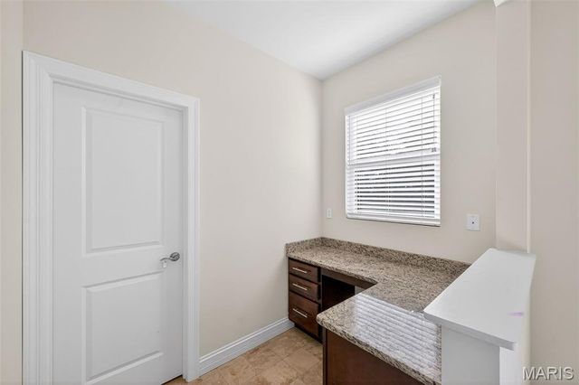 312 Chestnut Creek Circle, Dardenne Prairie, MO 63368