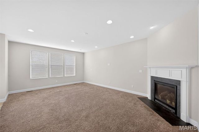 312 Chestnut Creek Circle, Dardenne Prairie, MO 63368