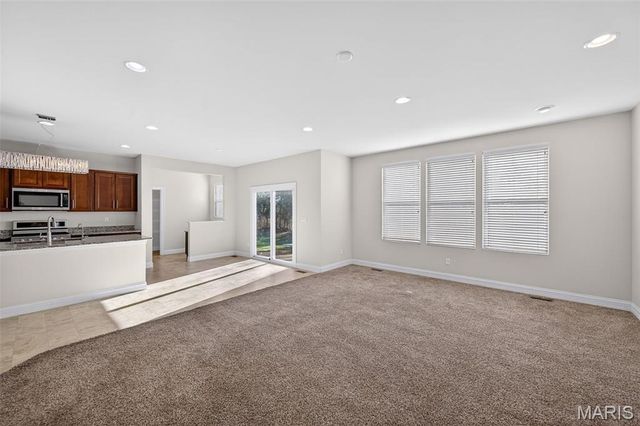 312 Chestnut Creek Circle, Dardenne Prairie, MO 63368