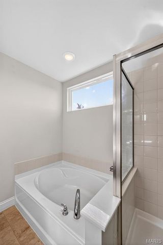 312 Chestnut Creek Circle, Dardenne Prairie, MO 63368