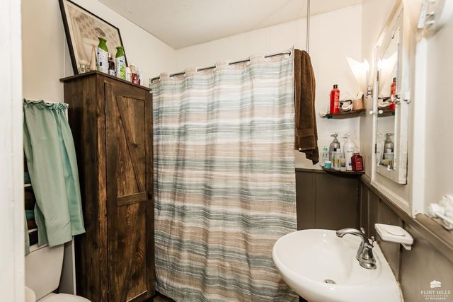 201 Barry Street, Milford, KS 66514