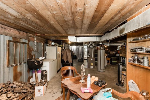 201 Barry Street, Milford, KS 66514