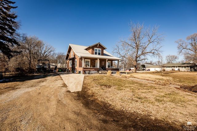 201 Barry Street, Milford, KS 66514