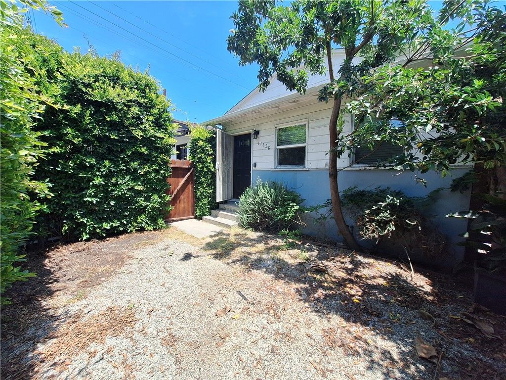 11528 Culver Boulevard, Los Angeles, CA 90066