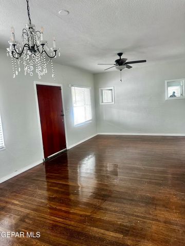 4406 Trowbridge Drive, El Paso, TX 79903