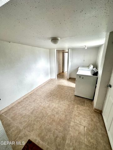 4406 Trowbridge Drive, El Paso, TX 79903