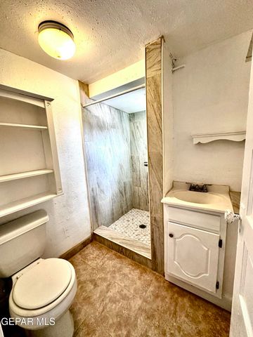 4406 Trowbridge Drive, El Paso, TX 79903