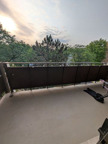 700 Wellington Avenue 413, Elk Grove Village, IL 60007