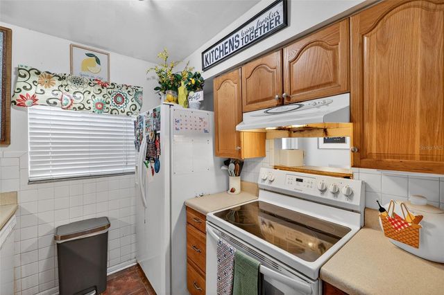 7006 TIDEWATER TRAIL, Tampa, FL 33619