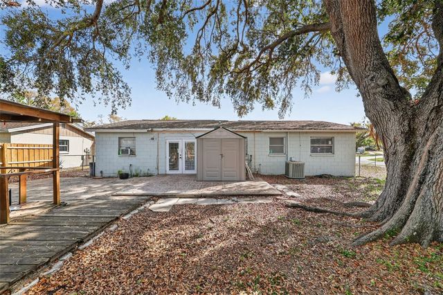 7006 TIDEWATER TRAIL, Tampa, FL 33619