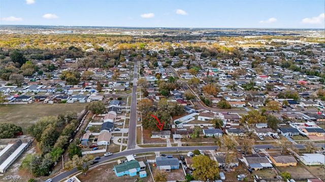 7006 TIDEWATER TRAIL, Tampa, FL 33619