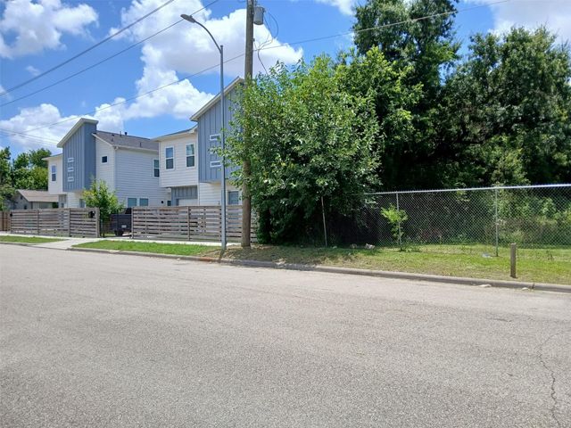 0 Lee Street, Houston, TX 77026