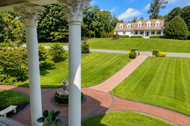 3 Dover Court, Wading River, NY 11792