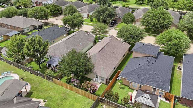 24631 Lakecrest Village Drive, Katy, TX 77493