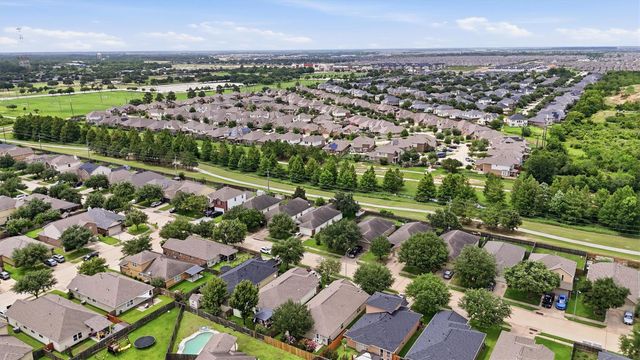 24631 Lakecrest Village Drive, Katy, TX 77493