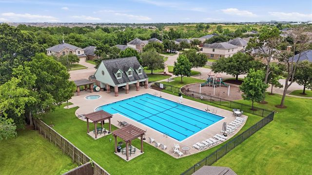24631 Lakecrest Village Drive, Katy, TX 77493