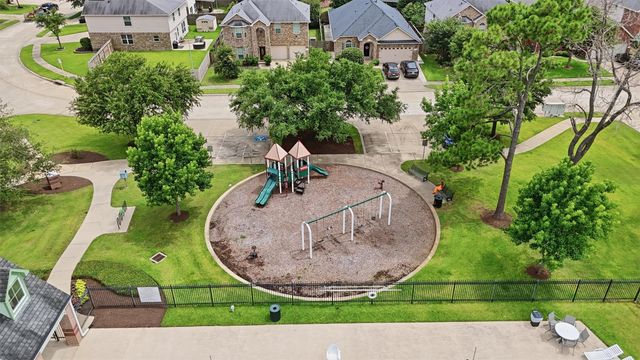 24631 Lakecrest Village Drive, Katy, TX 77493