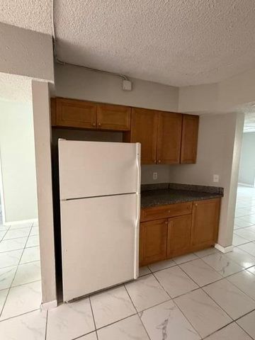 11449 NW 35th Street, Coral Springs, FL 33065