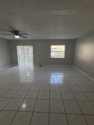 11449 NW 35th Street, Coral Springs, FL 33065