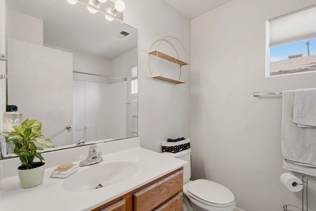 3100 Mason Meadows Drive NE, Rio Rancho, NM 87144