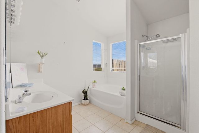 3100 Mason Meadows Drive NE, Rio Rancho, NM 87144