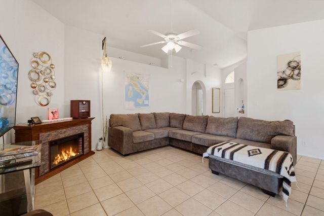3100 Mason Meadows Drive NE, Rio Rancho, NM 87144