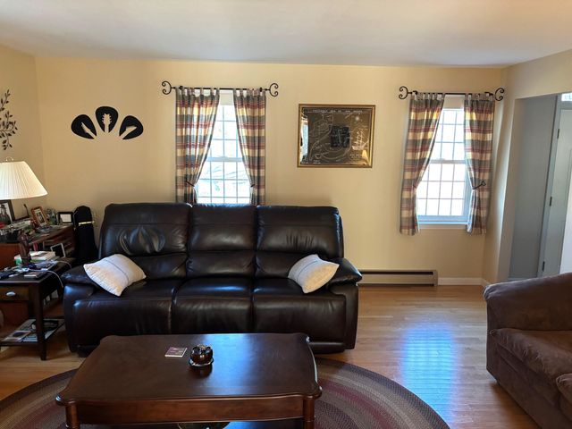 4 Kelsey Drive, Durham, NH 03824