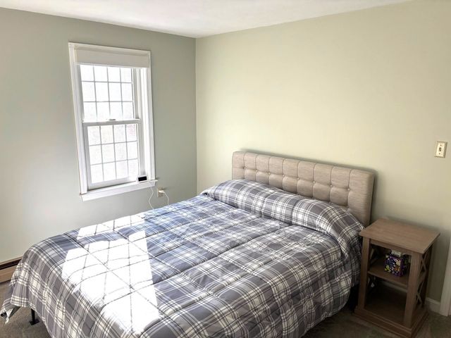 4 Kelsey Drive, Durham, NH 03824