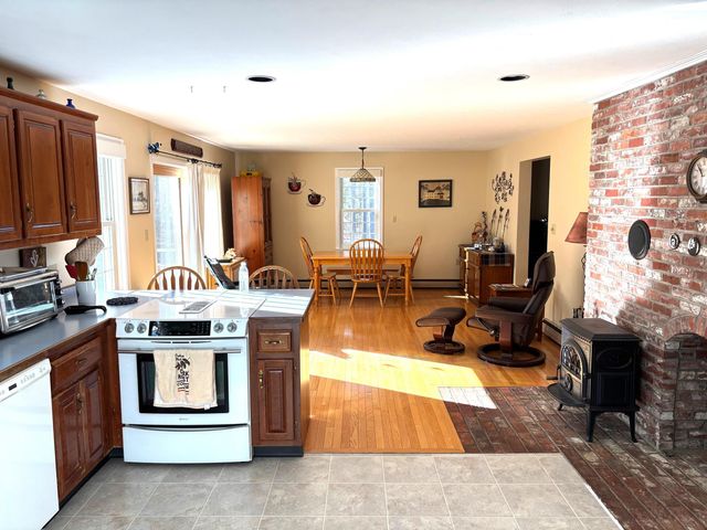 4 Kelsey Drive, Durham, NH 03824