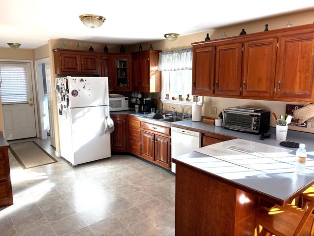 4 Kelsey Drive, Durham, NH 03824