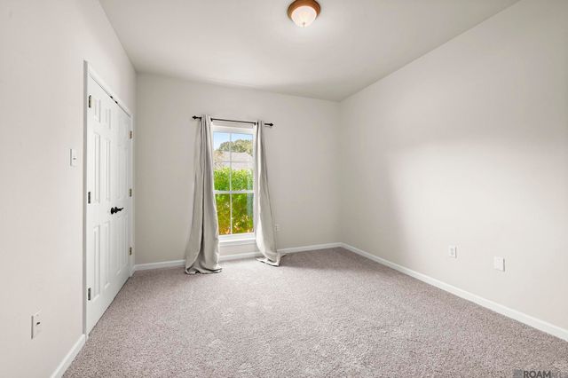 17422 Lauren Dr, Prairieville, LA 70769