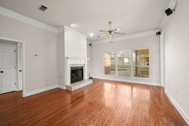 17422 Lauren Dr, Prairieville, LA 70769