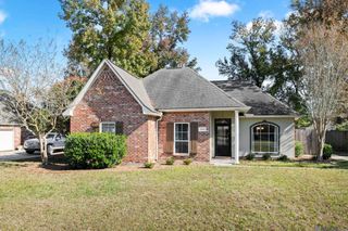 17422 Lauren Dr, Prairieville, LA 70769