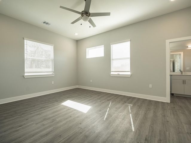 120 Kimble LN A, Austin, TX 78742
