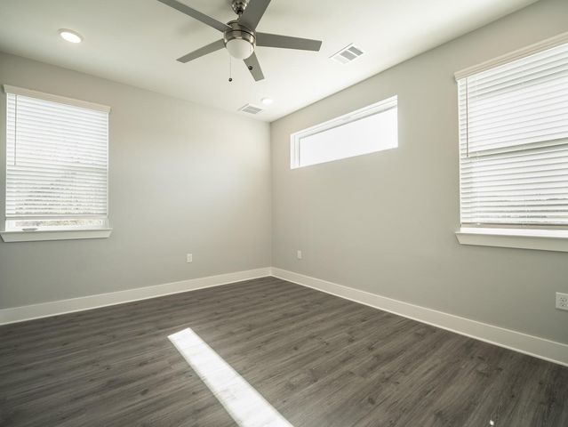 120 Kimble LN A, Austin, TX 78742