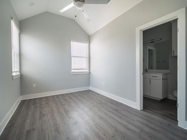 120 Kimble LN A, Austin, TX 78742