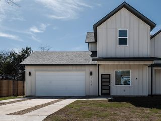 120 Kimble LN A, Austin, TX 78742