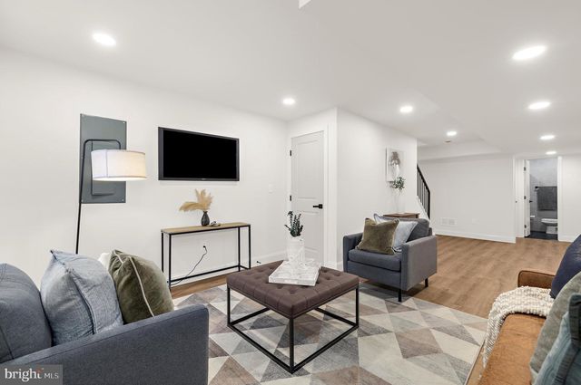 2906 PARKWOOD AVE, Baltimore, MD 21217