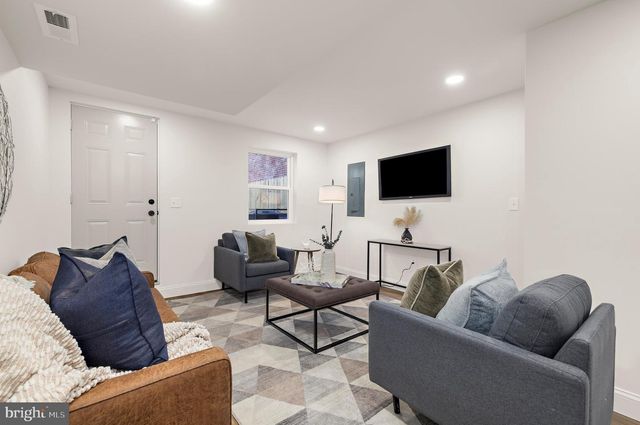 2906 PARKWOOD AVE, Baltimore, MD 21217