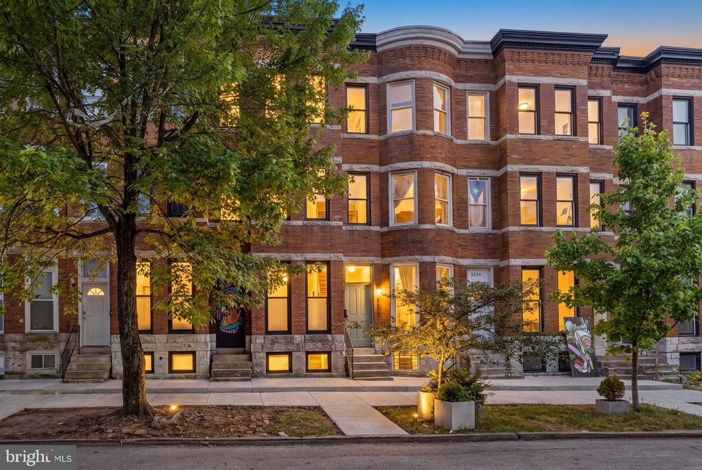 2906 PARKWOOD AVE, Baltimore, MD 21217
