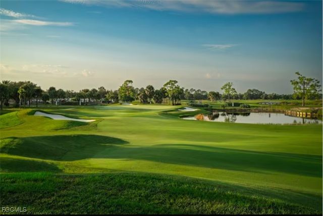 9291 Aqua Overlook CT, Lehigh Acres, FL 33936