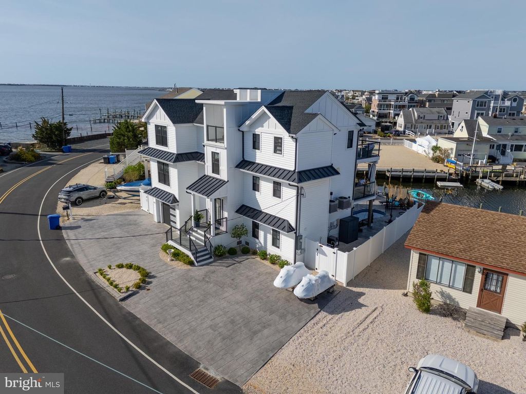 1181 JENNIFER LN, Manahawkin, NJ 08050