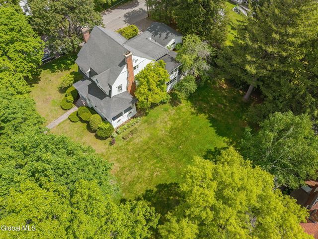 600 S William Street, Johnstown, NY 12095