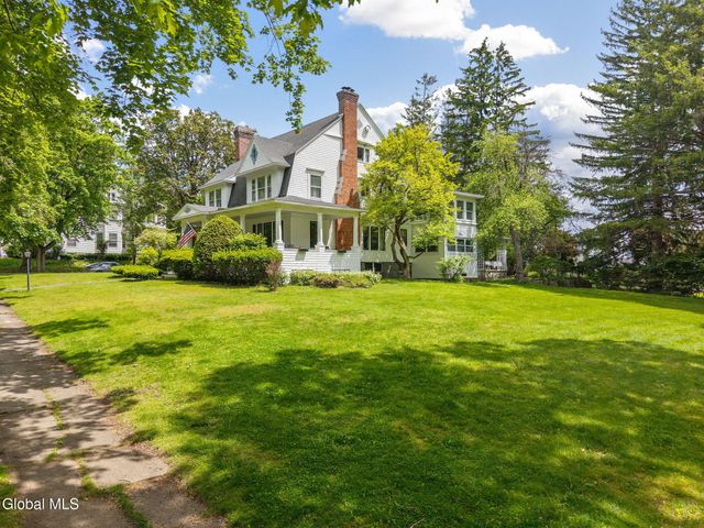 600 S William Street, Johnstown, NY 12095