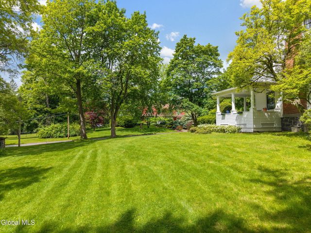 600 S William Street, Johnstown, NY 12095