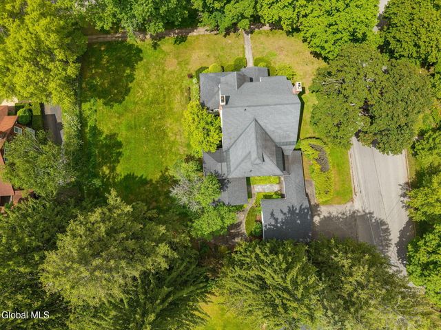 600 S William Street, Johnstown, NY 12095